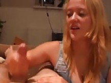 Muy buen handjob de la esposa - Hecho en casa