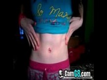 Cute Tight Teen Flashes en el chat de webcam - camg8