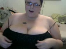 Grande natural titted bbw orgasmos en cam