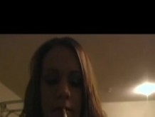 aficionado chica fumar pov