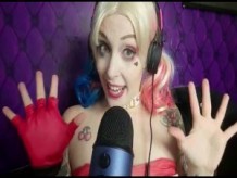 Harley Quinn quiere que acaricies tu polla con fuerza (ASMR) - Mel Fire