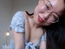 Novia asiática cachonda Camgirl china YimingCuriosity se masturba contigo -Dirtytalk Eyecontact POV