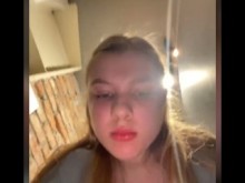 Doble penetración pública. Anal Fucking. Chorrar mucho y correrse