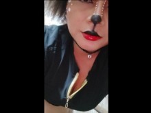 Mi hermanastra se viste como un gato y tenemos un delicioso sexo en casa.