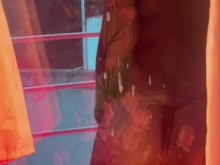 Me desnudé en mi balcón cuando estoy realmente cachonda