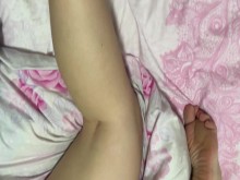 Mi hermanastra quería ir a una fiesta, pero antes de eso la follé