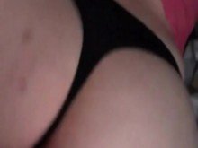 Le dije que estaba en el lago pero que me follaban en su lugar