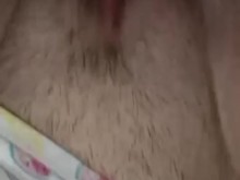 Cum goteando puta obtiene creampie