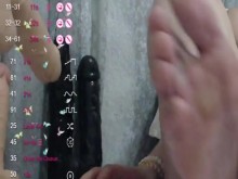 Rubio milf pechos abiertos estoy haciendo footjob a un gran consolador