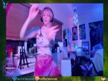 ¡Ohhi, estoy en vivo un poco ^- ^ Chill Dancey Stream y trabajando en la nueva actualización!