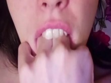 Spit Play Oral Fingering Gagging ¿Quieres hacerme llorar por ello? Bendídote por Pinkmoonlust solo Fans