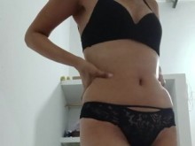 Universitaria se deja ver por su profesora. Ella queda atrapada en acción. coño grande