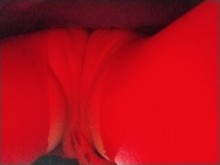 ¿TE GUSTA VER MI COÑO DEBAJO DE MI FALDA?