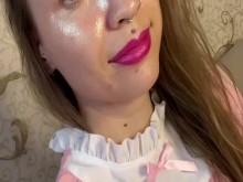 ¿Quieres mirar debajo de mi vestido? ????????