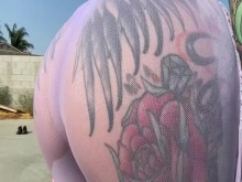 Fuga de coño cremoso en TikTok de 18 años