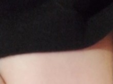 ME ORINO EN EL BAÑO PARA U, vista de cerca