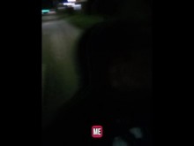 Buscando mujeres que quieran grabar contenido conmigo o tener un trío conmigo y mi chica. Mira mi