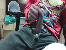 A DILF le encanta correrse para todos ustedes ❤????????????