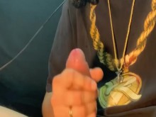 auto facial accidental! ¡Grandes corridas en cámara lenta de esta polla sin cortar de 9 "que vuela por todas partes! ¡Debes verlo!