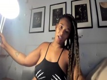 TELE Literaryvixen Diosa de ébano se burla de tu pequeña polla SPH Humillación Show privado de fans