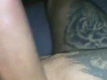 Queriendo reaccionar a un vídeo de una modelo amateur, ¿a quién le gustaría?