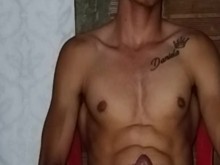 "Placer Masculino en Solitario: Sesión Íntima y Real"