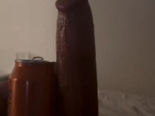 Casi 2 latas de largo.