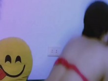 Juguetona con un plug de zorra????????#Anal.