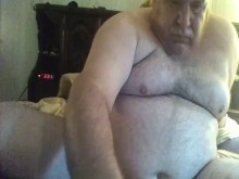 Solo estoy jugando con mi LimP Dick ya vine 6 veces hoy, soy adicto a él.