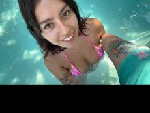 Día en la piscina con hermanastra latina tetona: Lani Rivers: Danny Dirt: Dirty Tale