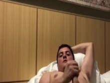 Me caliento viendo porno ( con final feliz )