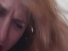 Puta pelirroja susurra y se corre en Snapchat para un amigo de PH.