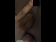 Nos divertimos tanto a través de la videollamada como en persona. (Chorro)