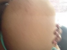 Me masturbo y hago un video candente para mi amante.